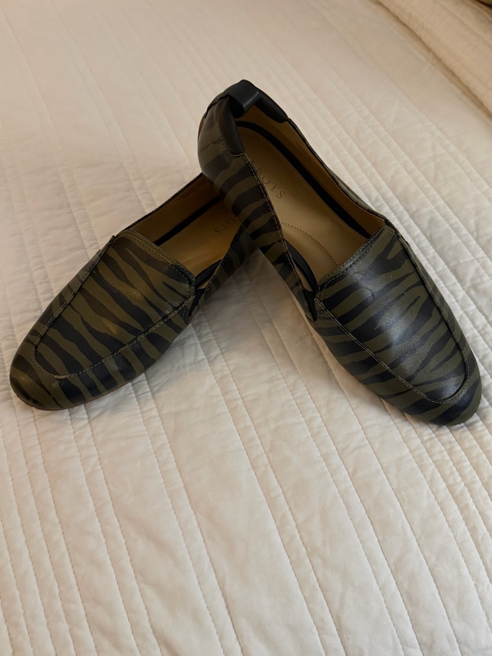 Women’s Zebra-Print Slip-On Loafers in Olive/Black